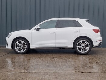 Used Audi Q3 2023 for sale - 77252846: Photo
