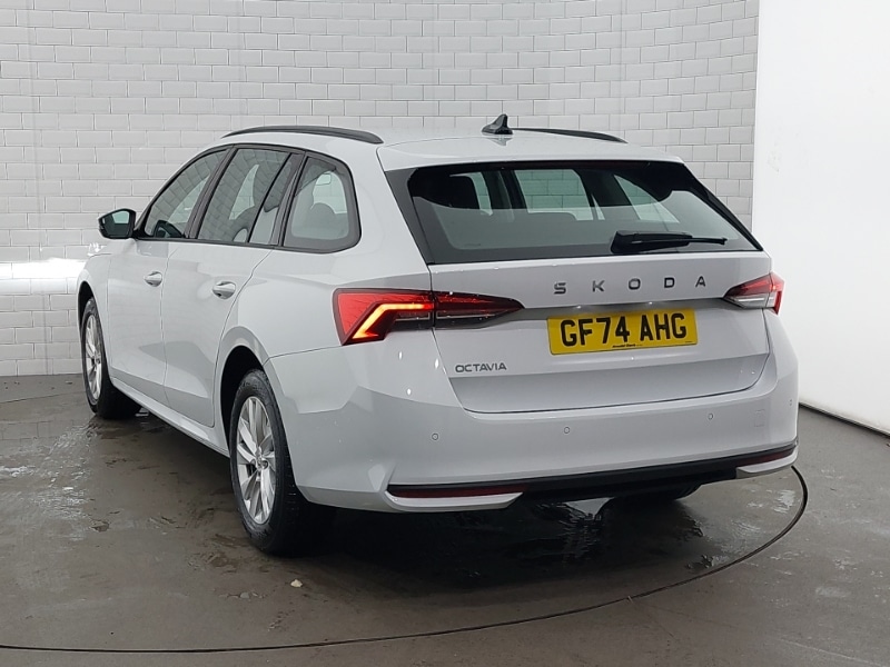 Used Skoda Octavia 2024 for sale - 77058931: Photo 3