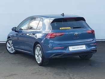 Used Volkswagen Golf 2024 for sale - 78152105: Photo