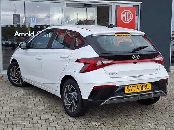 Used Hyundai i20 2024 for sale - 76265177: Photo 3