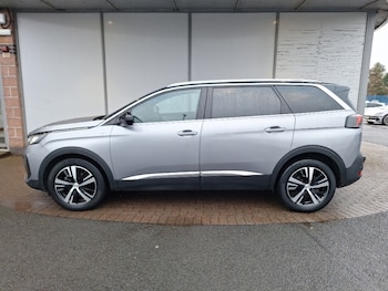 Used Peugeot 5008 2023 for sale - 77184559: Photo