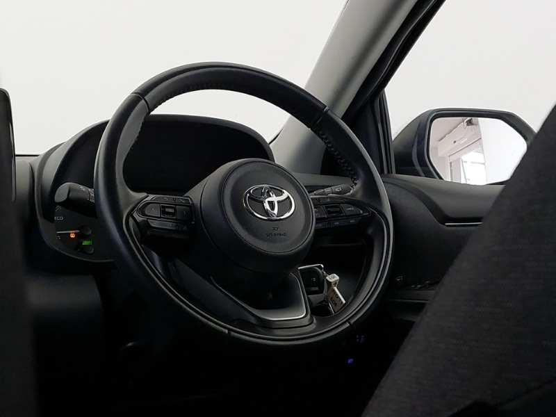 Used Toyota Yaris 2022 for sale - 76925852: Photo 10