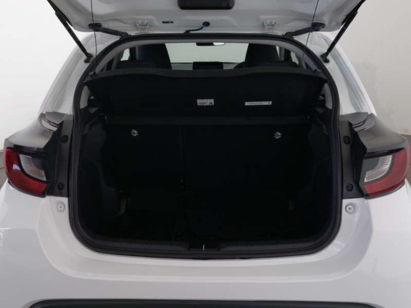 Used Toyota Yaris 2022 for sale - 76925852: Photo 8