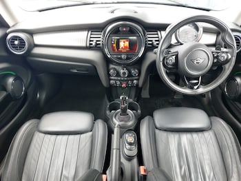 Used MINI Hatch 2021 for sale - 79528948: Photo