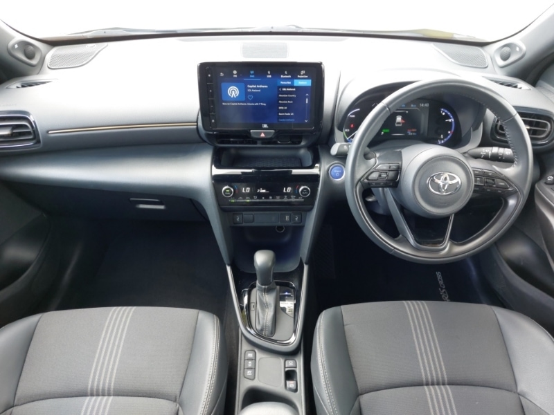 Used Toyota Yaris Cross 2022 for sale - 76614626: Photo 2