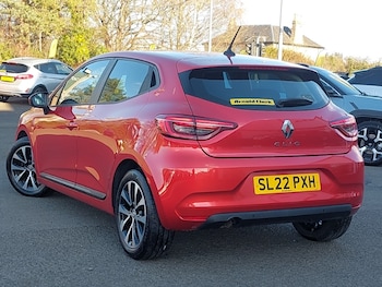 Used Renault Clio 2022 for sale - 76639924: Photo