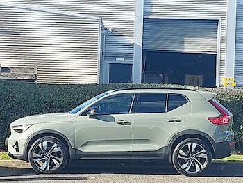 Used Volvo XC40 2024 for sale - 77875345: Photo