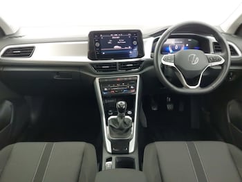 Used Volkswagen T-Roc 2025 for sale - 78477797: Photo
