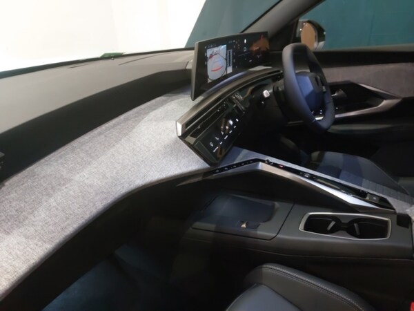 Used Peugeot 5008 2025 for sale - 76233204: Photo 5