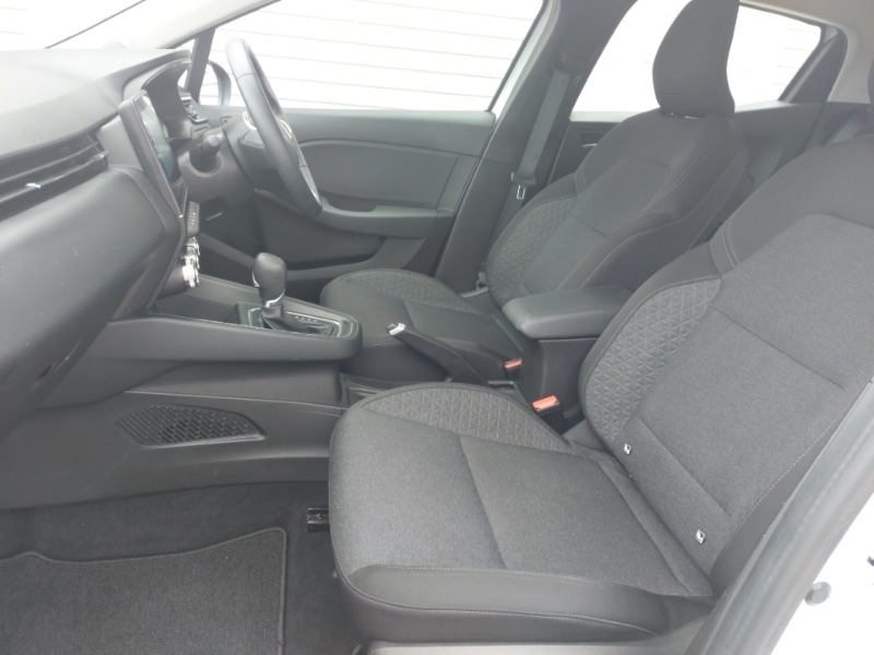 Used Renault Clio 2022 for sale - 76688469: Photo 5