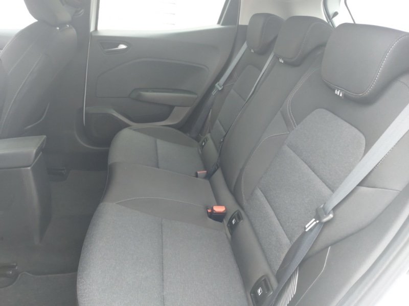 Used Renault Clio 2022 for sale - 76688469: Photo 6