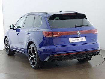 Used Volkswagen Touareg 2024 for sale - 78608601: Photo