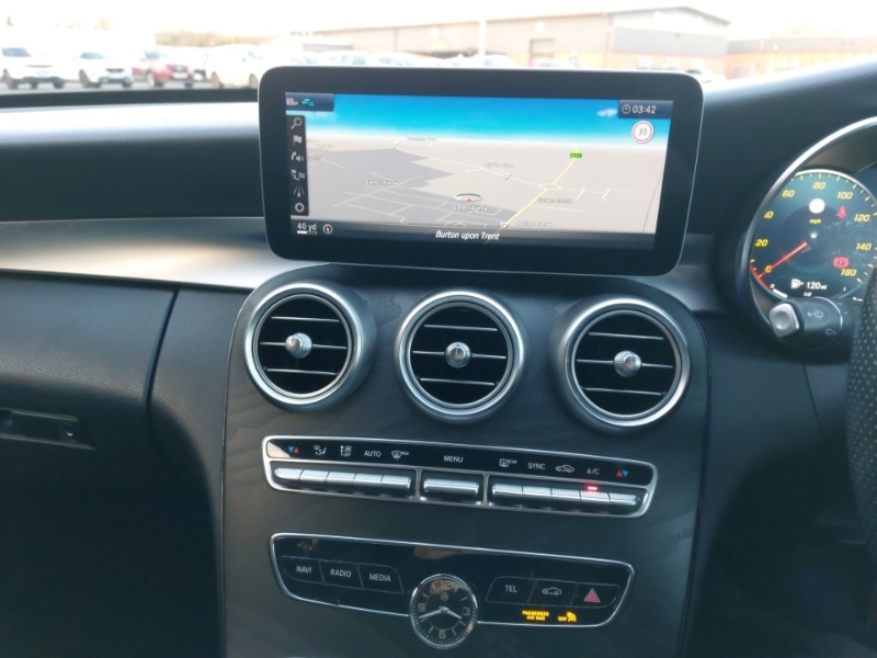 Used Mercedes-Benz C Class 2020 for sale - 77166409: Photo 10