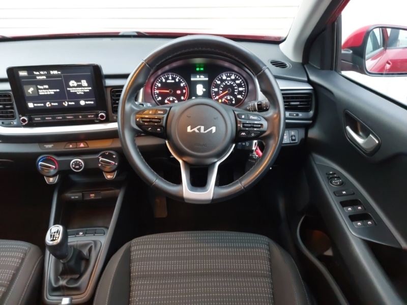 Used Kia Stonic 2023 for sale - 76682912: Photo 7