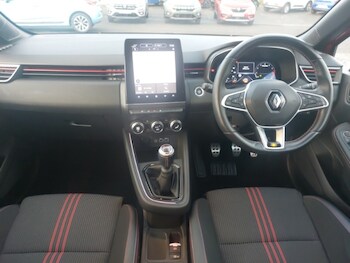 Used Renault Clio 2023 for sale - 76760941: Photo