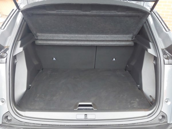 Used Peugeot 2008 2023 for sale - 76195006: Photo 8