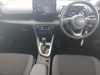 Used Toyota Yaris 2023 for sale - 79834392: Photo
