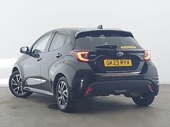 Used Toyota Yaris 2023 for sale - 79834392: Photo