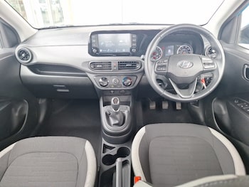 Used Hyundai i10 2022 for sale - 78735810: Photo
