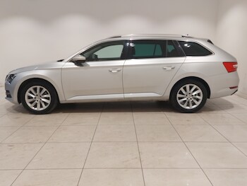 Used Skoda Superb 2023 for sale - 78114228: Photo
