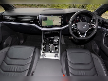 Used Volkswagen Touareg 2023 for sale - 79195073: Photo