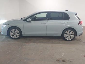 Used Volkswagen Golf 2025 for sale - 76952170: Photo