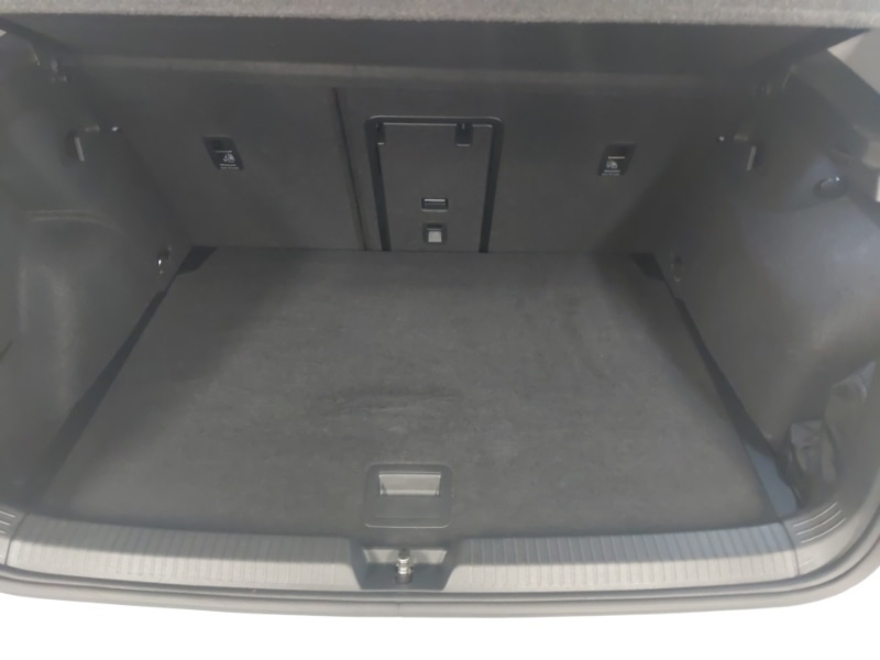 Used Volkswagen Golf 2025 for sale - 76952170: Photo 8