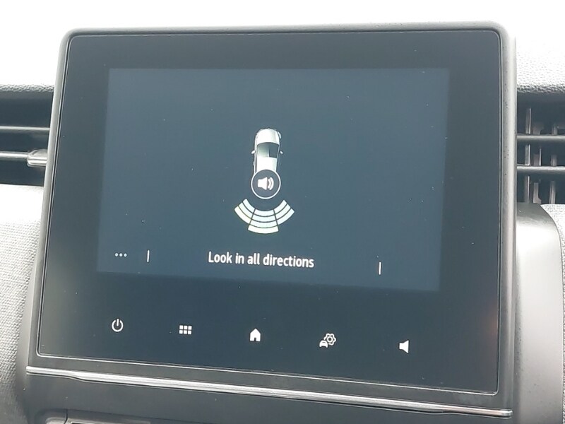 Used Renault Clio 2023 for sale - 78219870: Photo 12