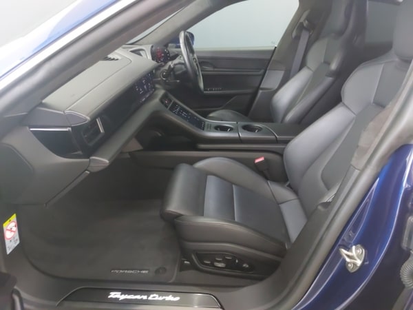 Used Porsche Taycan 2020 for sale - 76169366: Photo 5