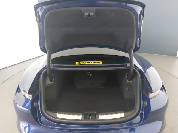 Used Porsche Taycan 2020 for sale - 76169366: Photo 8