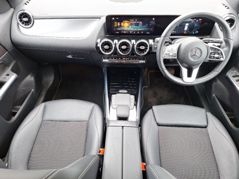 Used Mercedes-Benz GLA 2023 for sale - 77999156: Photo 2