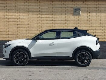 Used Alfa Romeo Junior 2025 for sale - 78269691: Photo