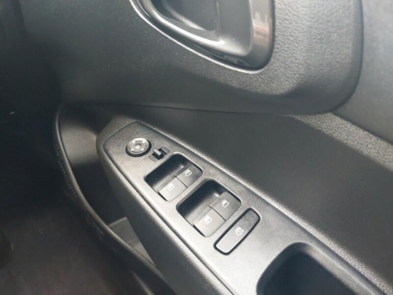 Used Hyundai i10 2023 for sale - 77704537: Photo 12