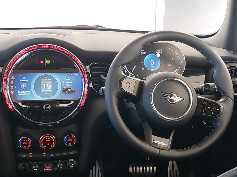 Used MINI Cooper 2023 for sale - 76709027: Photo 5