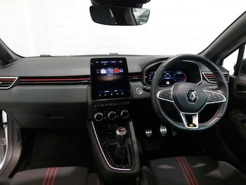 Used Renault Clio 2023 for sale - 79152799: Photo