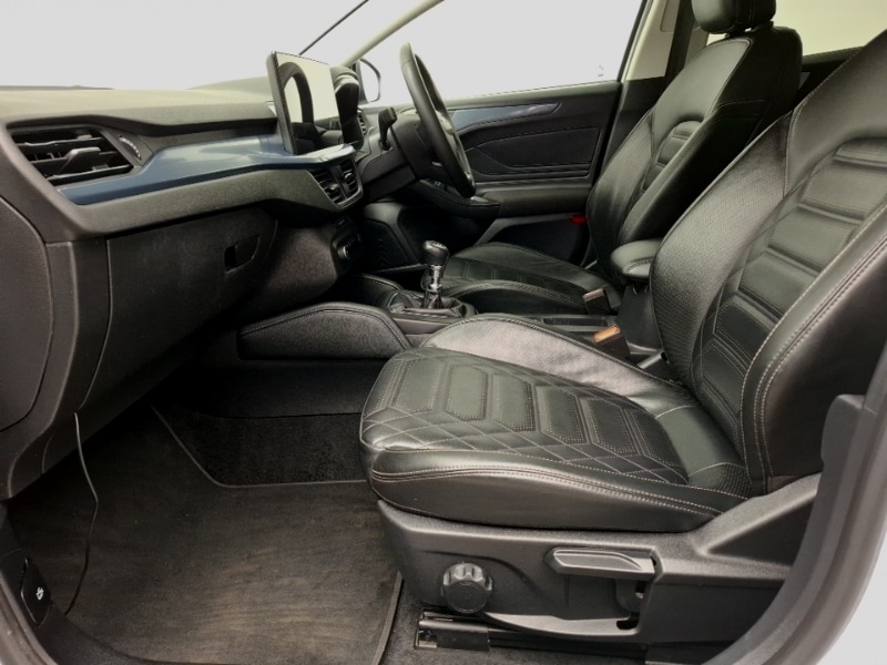 Used Ford Focus 2023 for sale - 77949489: Photo 5