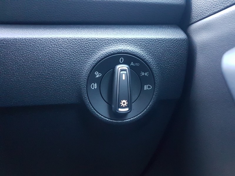 Used Volkswagen T-Roc 2025 for sale - 77986637: Photo 11