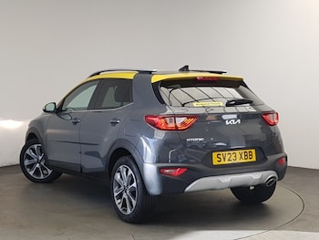 Used Kia Stonic 2023 for sale - 77150965: Photo