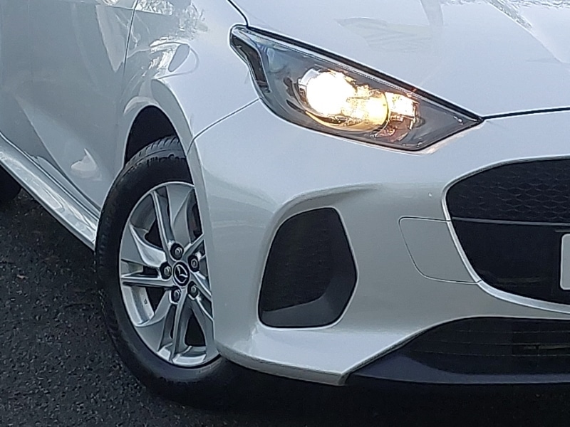 Used Mazda Mazda2 HYBRID 2024 for sale - 76925409: Photo 9