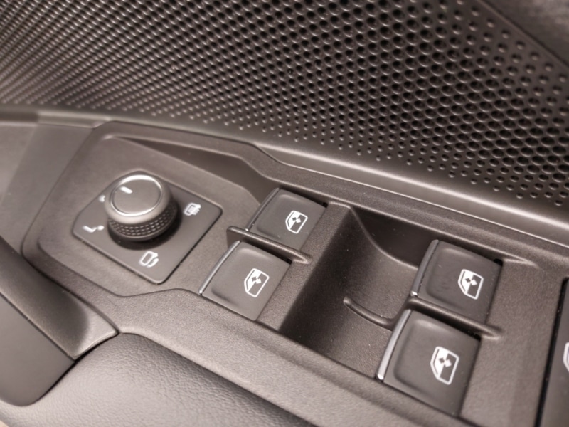 Used Volkswagen Tiguan 2024 for sale - 76564295: Photo 12