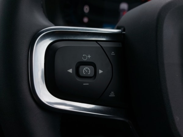 Used Volvo XC40 2022 for sale - 76305958: Photo 12