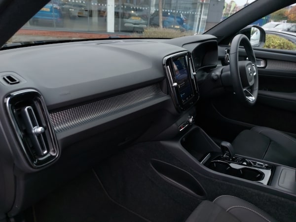 Used Volvo XC40 2022 for sale - 76305958: Photo 5
