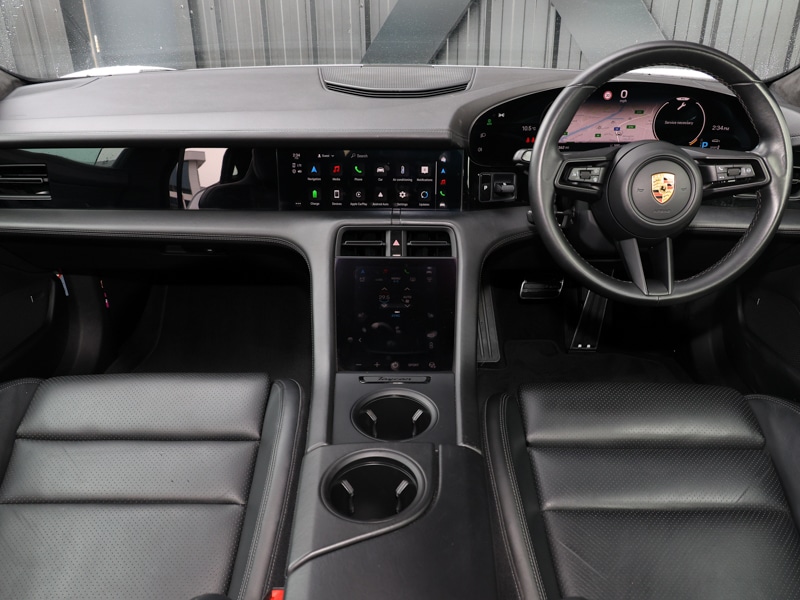 Used Porsche Taycan 2020 for sale - 78032183: Photo 2