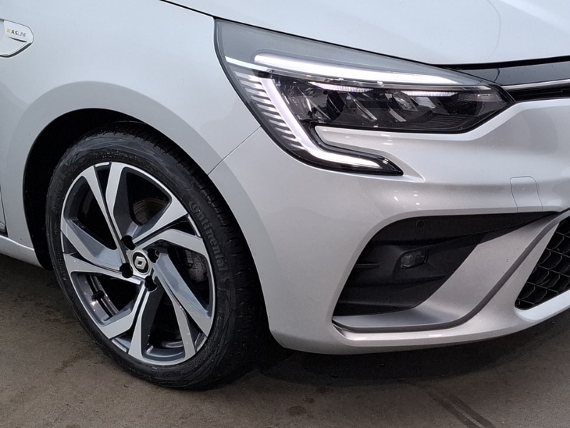 Used Renault Clio 2023 for sale - 76532686: Photo 9