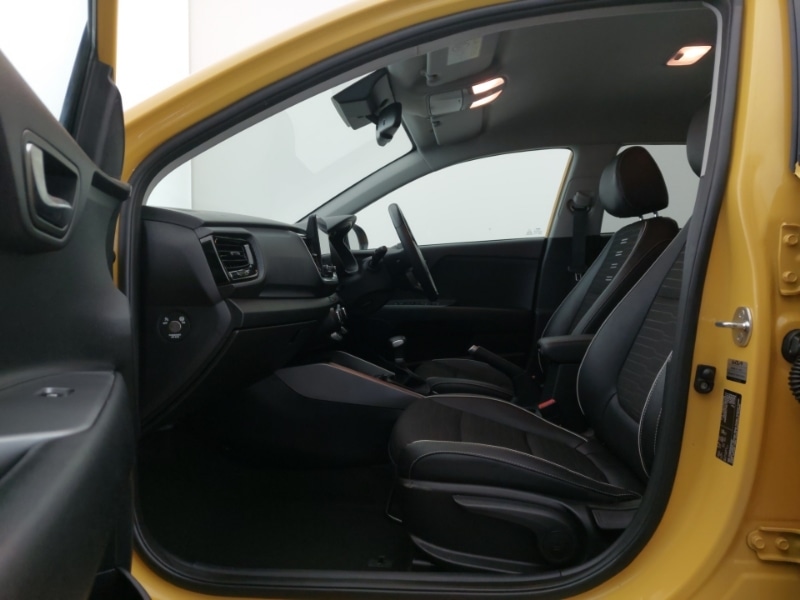 Used Kia Stonic 2023 for sale - 77923532: Photo 5