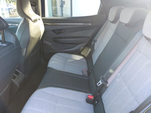 Used Renault Megane E Tech 2024 for sale - 76244056: Photo 6