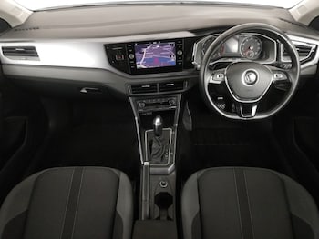Used Volkswagen Polo 2020 for sale - 76275348: Photo