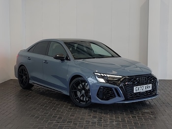 2022 - RS 3 TFSI Quattro Carbon Black 4dr S Tronic