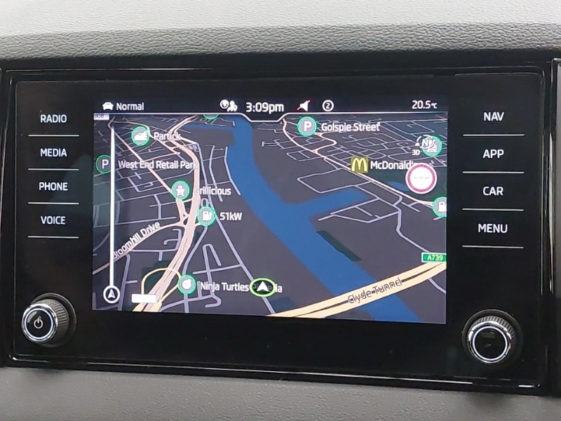 Used Skoda Karoq 2024 for sale - 76737654: Photo 10