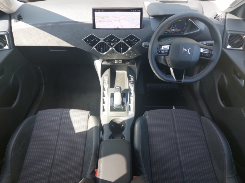 Used DS Automobiles DS 3 2025 for sale - 76720635: Photo 2